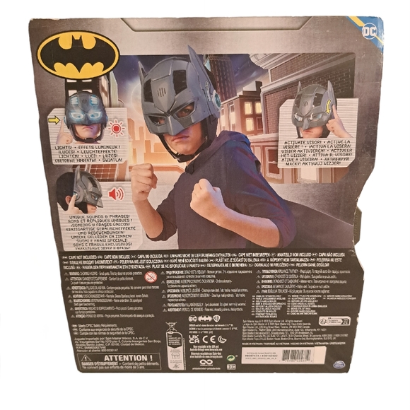 Armor-Up Batman Special Effects Mask - Picture 7 of 7